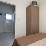 Lofos דירה